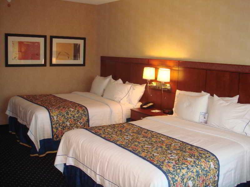 Courtyard By Marriott Gettysburg Otel Oda fotoğraf
